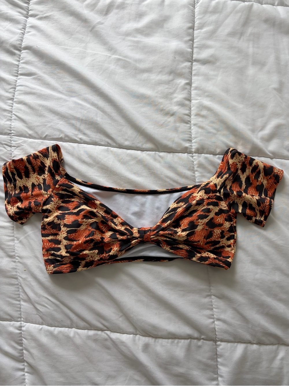 Leopard Print Twist Front Bikini Top Size Small